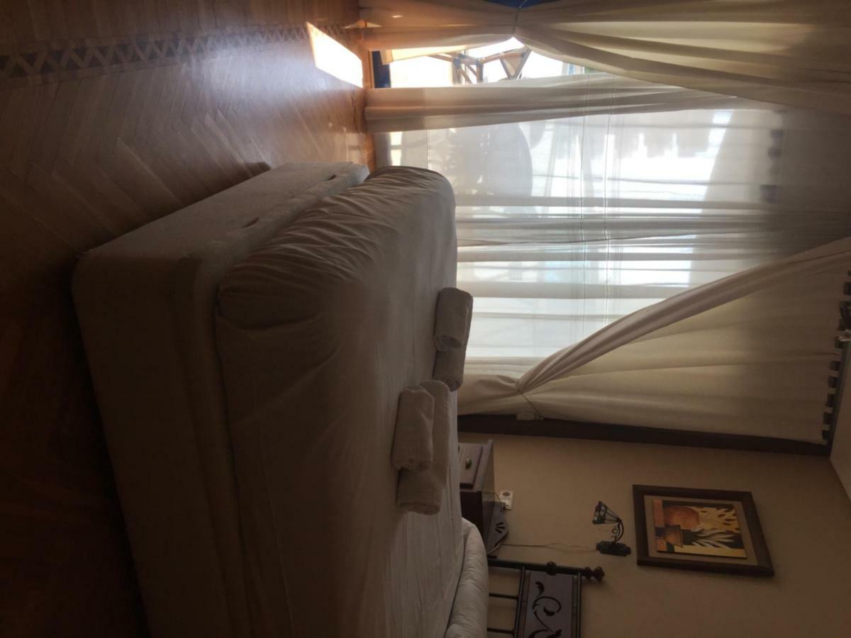 Apartamento En Playa Capellans サロウ エクステリア 写真